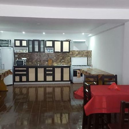 Pensiunea Cerbul Lacu Rosu Esterno foto